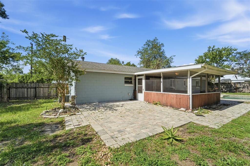 For Sale: $289,000 (3 beds, 1 baths, 1499 Square Feet)