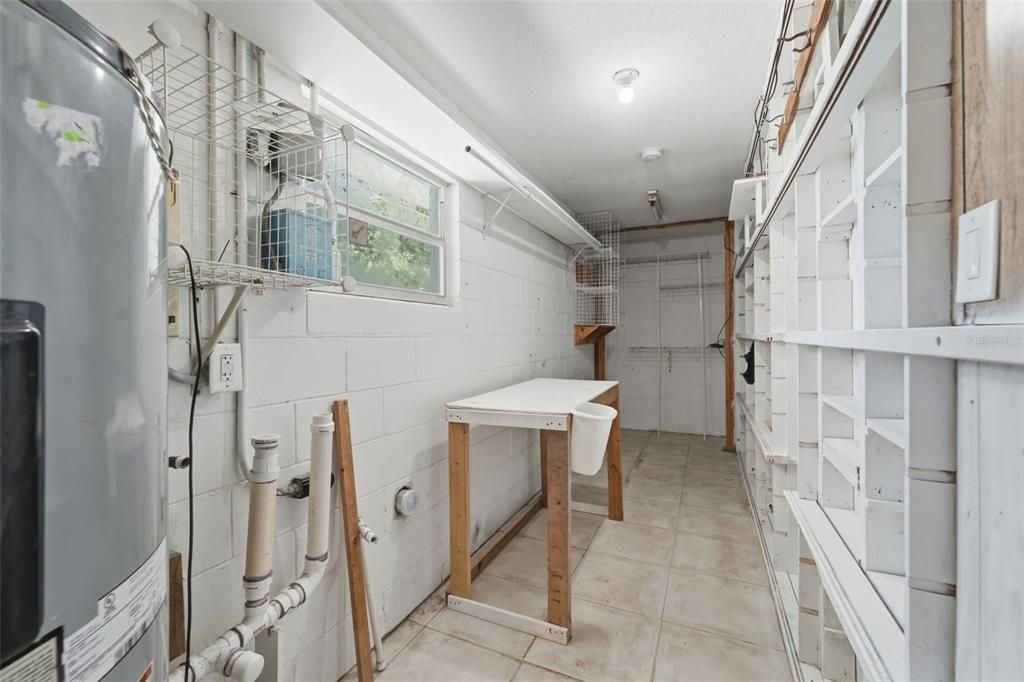 For Sale: $289,000 (3 beds, 1 baths, 1499 Square Feet)