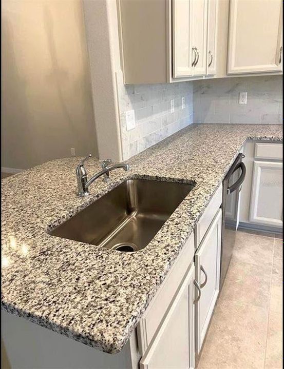 For Sale: $575,000 (6 beds, 0 baths, 2430 Square Feet)