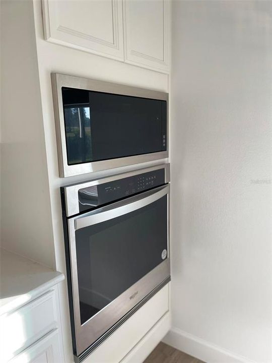 For Rent: $4,200 (5 beds, 3 baths, 3277 Square Feet)