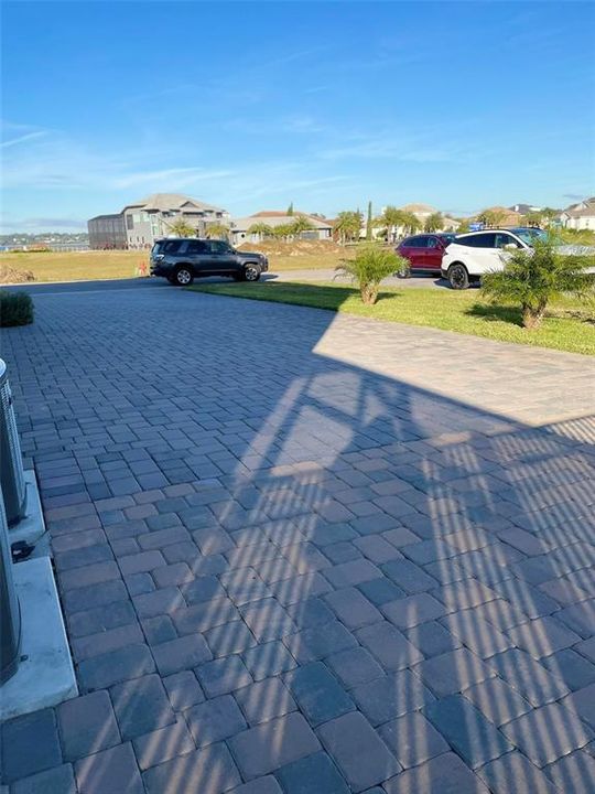 For Rent: $4,200 (5 beds, 3 baths, 3277 Square Feet)