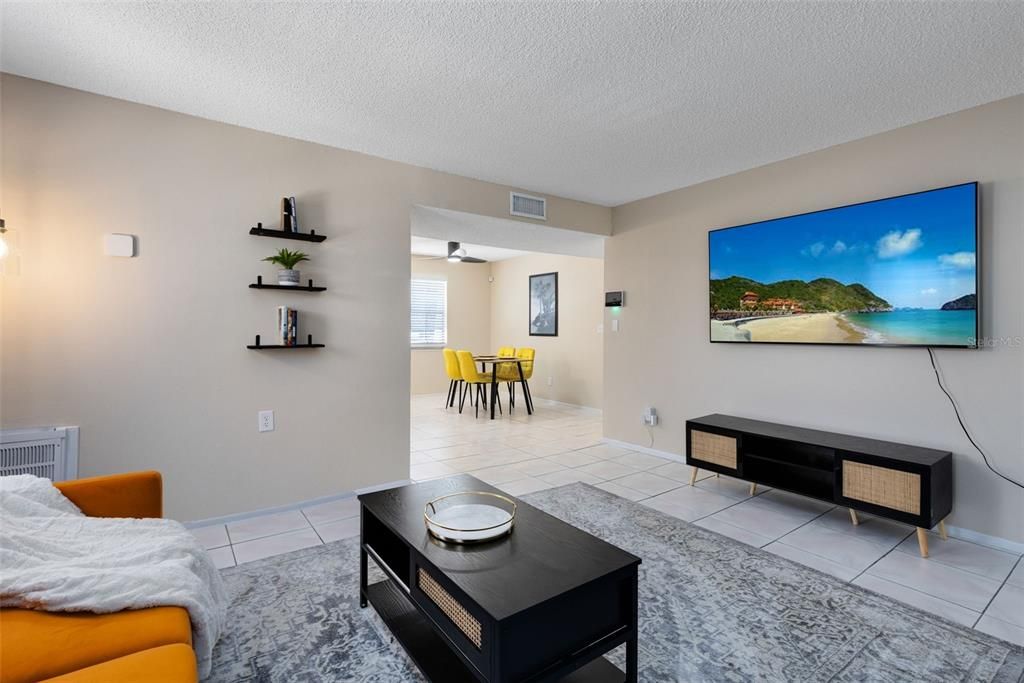 For Sale: $639,900 (5 beds, 0 baths, 2472 Square Feet)