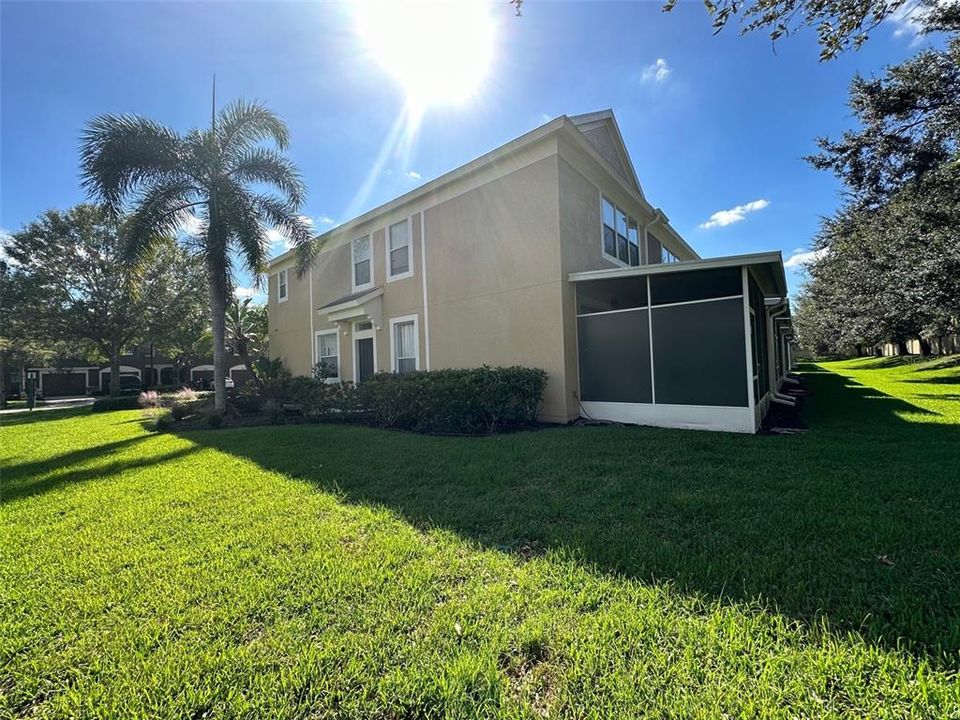 For Rent: $2,175 (3 beds, 2 baths, 1596 Square Feet)