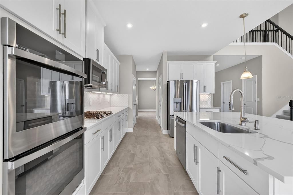 For Sale: $624,900 (4 beds, 3 baths, 3749 Square Feet)