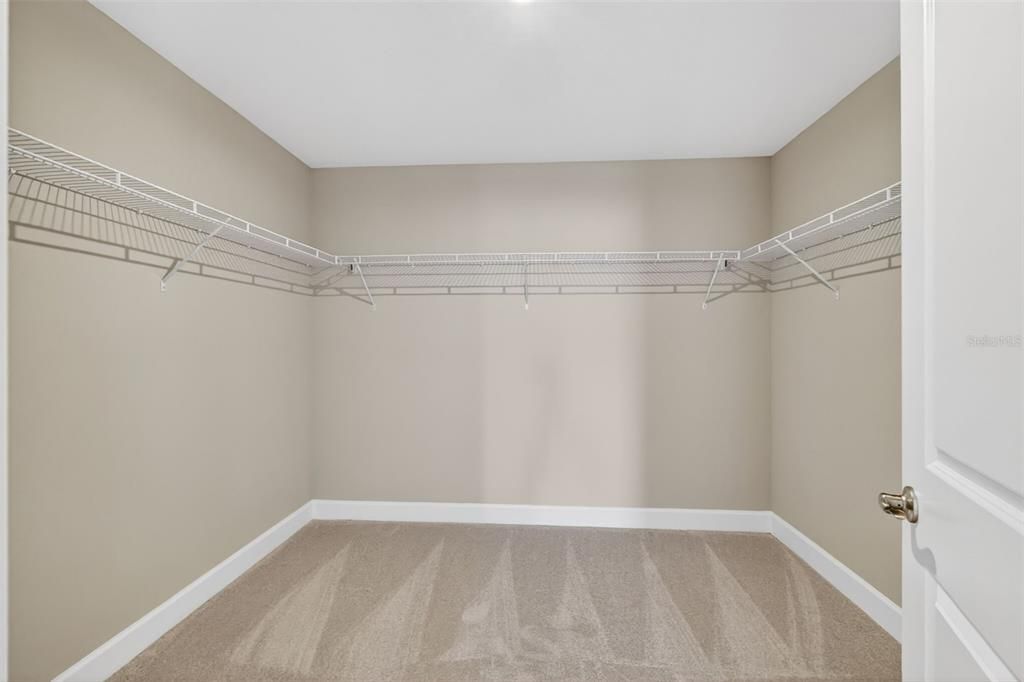 For Sale: $624,900 (4 beds, 3 baths, 3749 Square Feet)