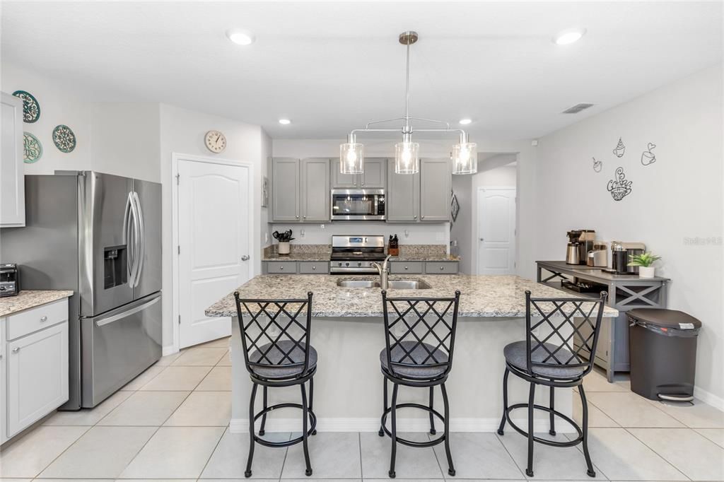 For Sale: $387,000 (4 beds, 2 baths, 1836 Square Feet)