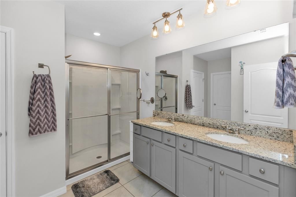 For Sale: $387,000 (4 beds, 2 baths, 1836 Square Feet)