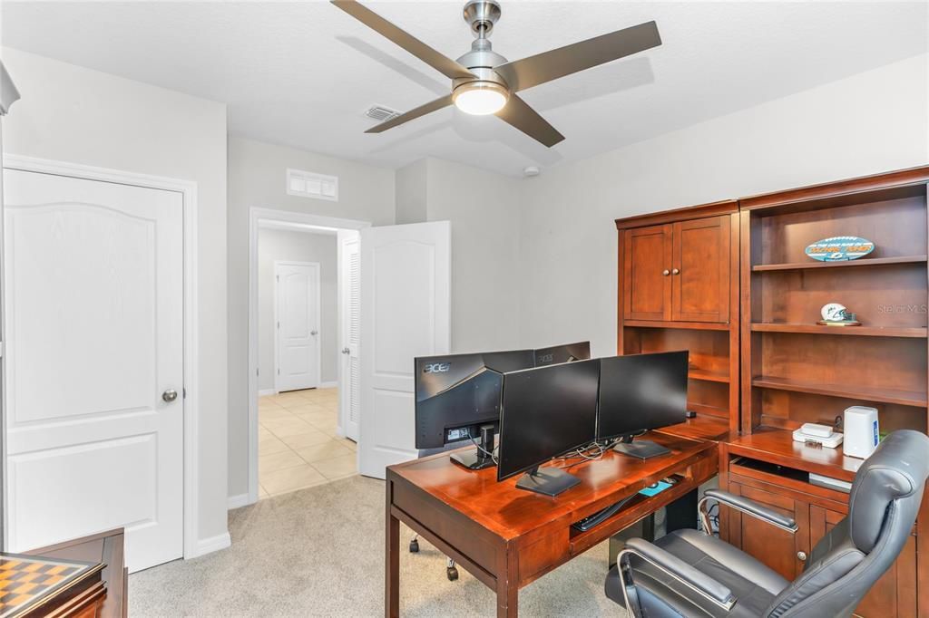 For Sale: $387,000 (4 beds, 2 baths, 1836 Square Feet)