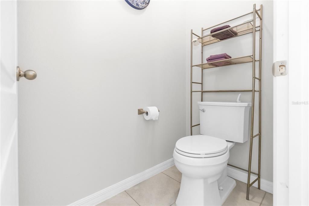 For Sale: $387,000 (4 beds, 2 baths, 1836 Square Feet)