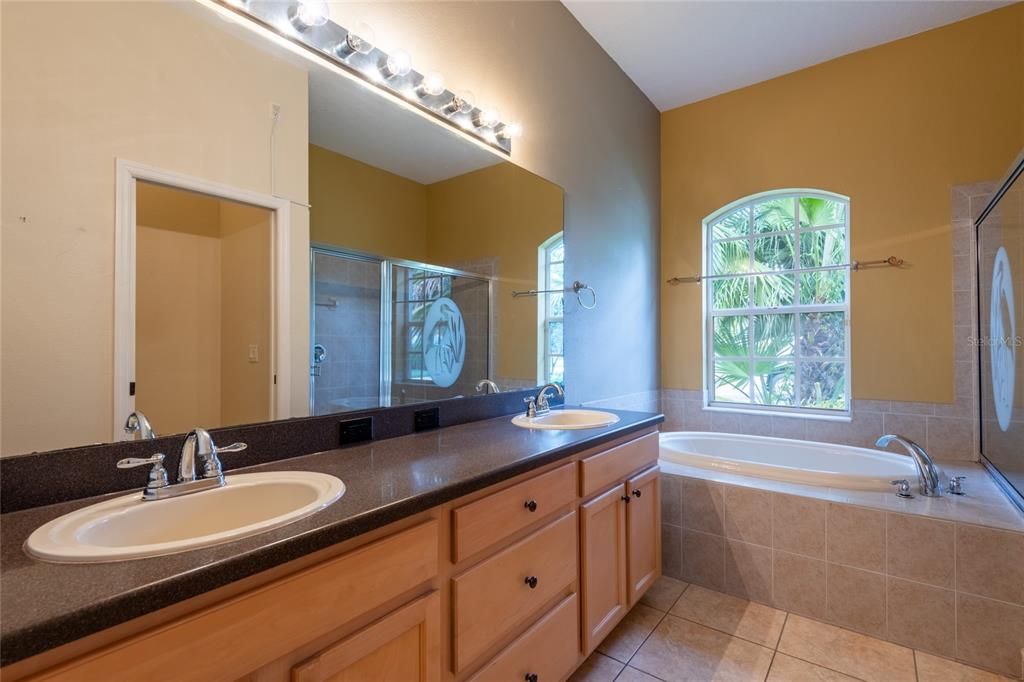 For Sale: $620,000 (3 beds, 2 baths, 2120 Square Feet)