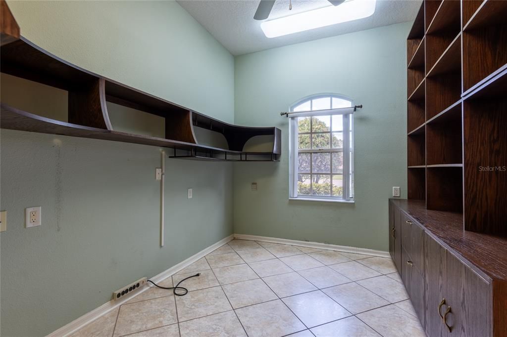 For Sale: $620,000 (3 beds, 2 baths, 2120 Square Feet)