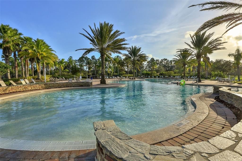 For Sale: $389,000 (3 beds, 2 baths, 1961 Square Feet)