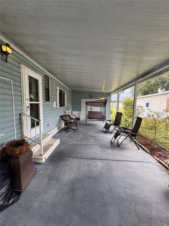 For Sale: $165,000 (2 beds, 2 baths, 1638 Square Feet)