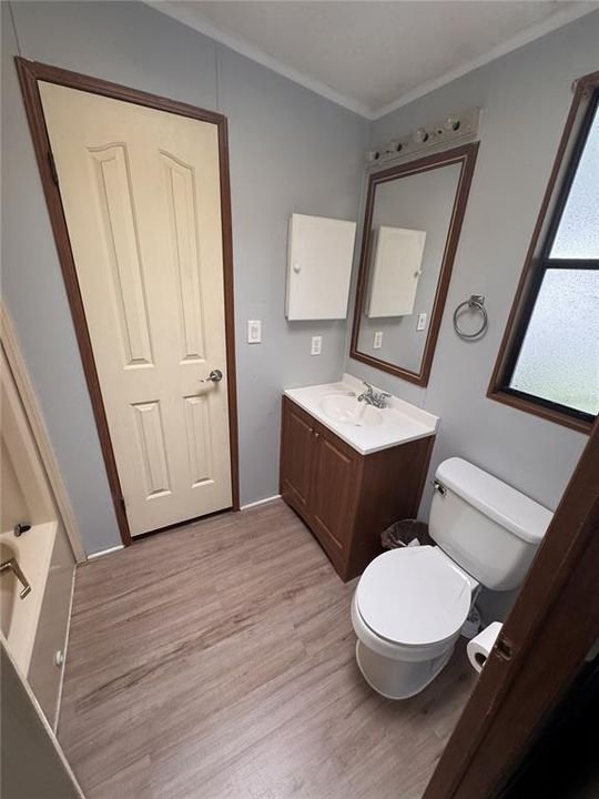 For Sale: $165,000 (2 beds, 2 baths, 1638 Square Feet)