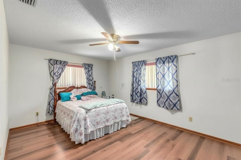 En Venta: $175,000 (2 camas, 2 baños, 1196 Pies cuadrados)