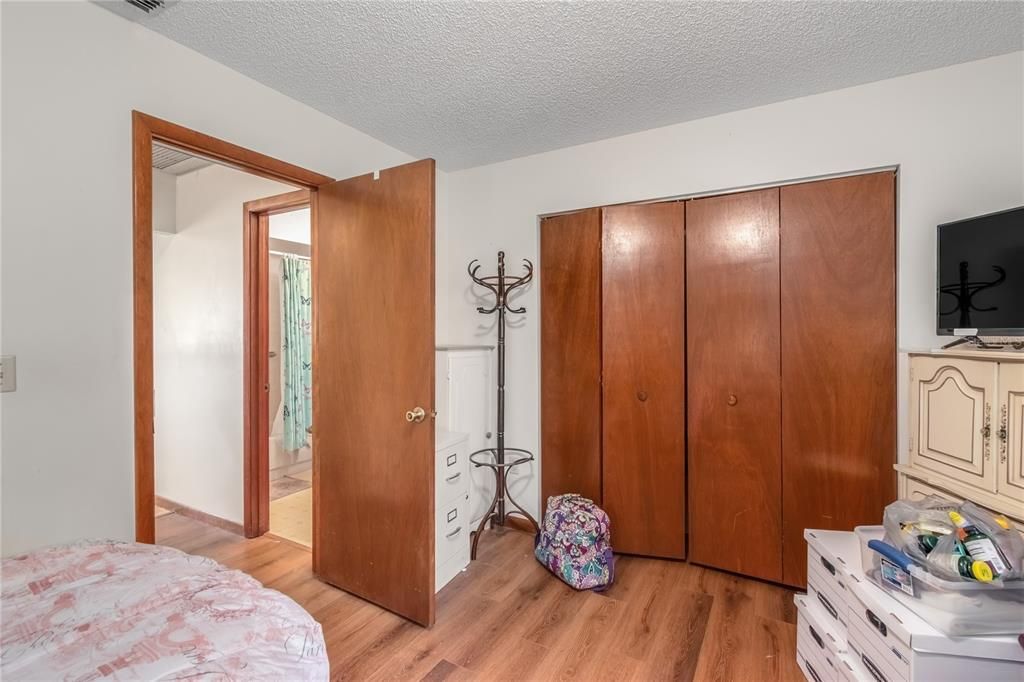 En Venta: $175,000 (2 camas, 2 baños, 1196 Pies cuadrados)