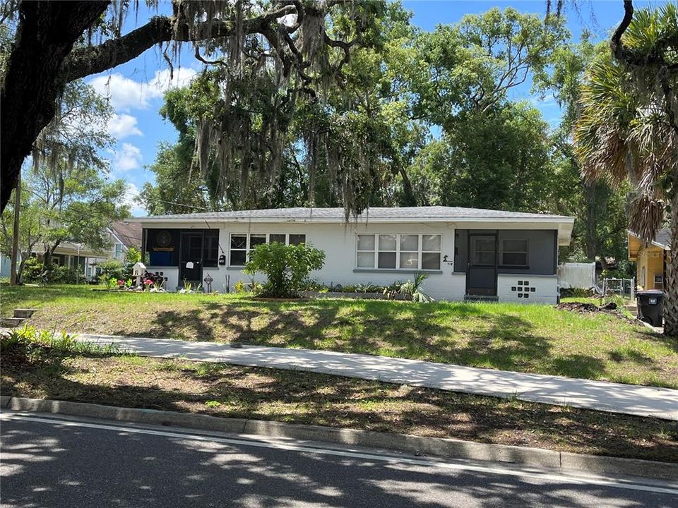For Sale: $539,000 (2 beds, 0 baths, 1300 Square Feet)
