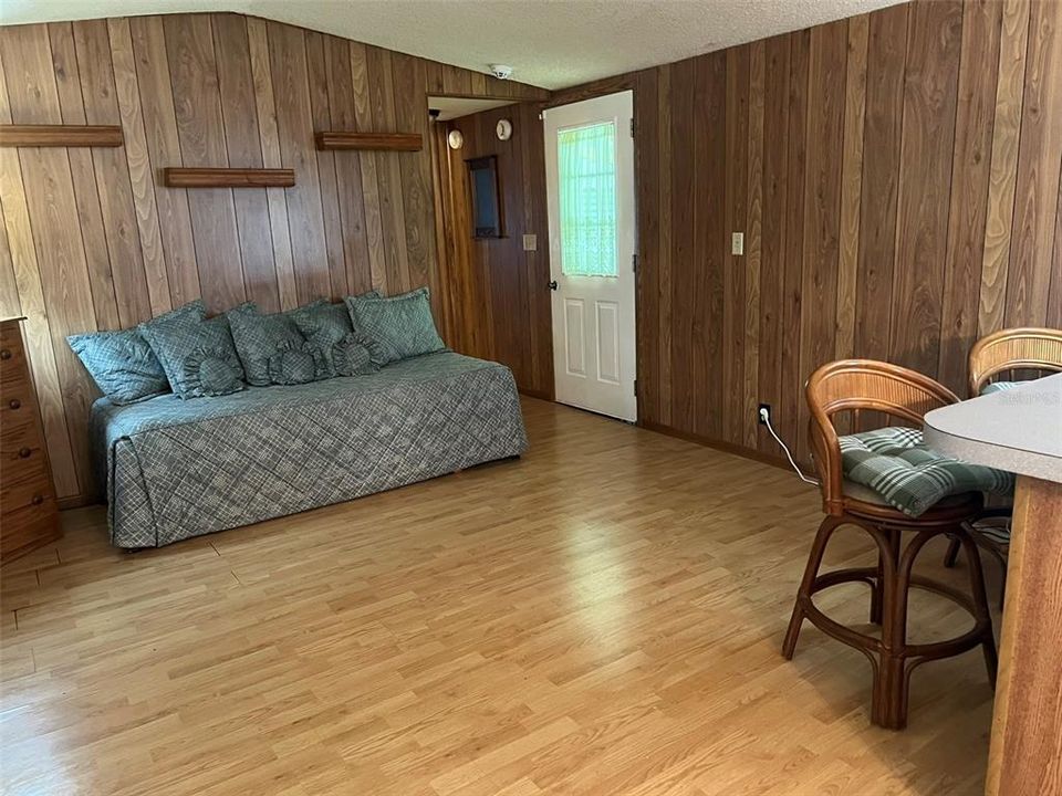 For Sale: $159,000 (2 beds, 2 baths, 1400 Square Feet)