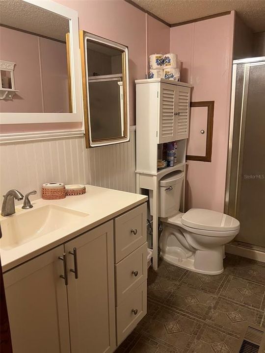 For Sale: $159,000 (2 beds, 2 baths, 1400 Square Feet)