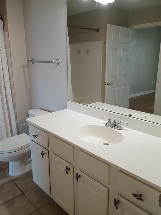 For Sale: $525,000 (1 beds, 1 baths, 815 Square Feet)