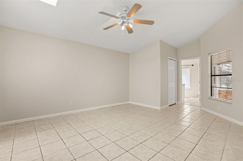 For Rent: $2,700 (3 beds, 2 baths, 1365 Square Feet)
