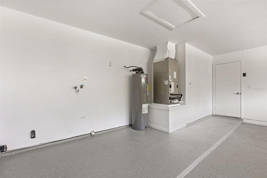 For Rent: $2,700 (3 beds, 2 baths, 1365 Square Feet)
