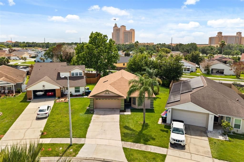 For Rent: $2,700 (3 beds, 2 baths, 1365 Square Feet)