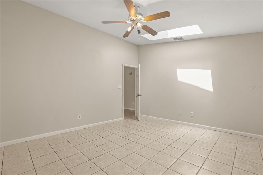 For Rent: $2,700 (3 beds, 2 baths, 1365 Square Feet)