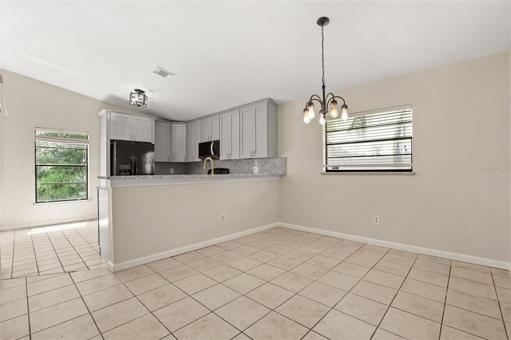 For Rent: $2,700 (3 beds, 2 baths, 1365 Square Feet)