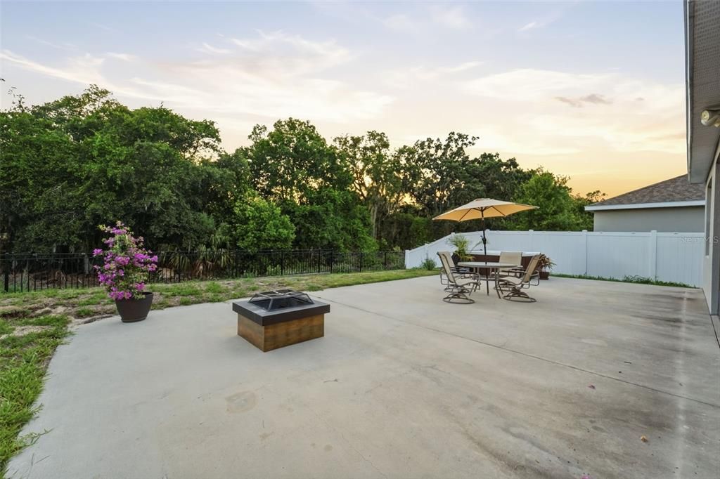 For Sale: $410,000 (3 beds, 2 baths, 1535 Square Feet)