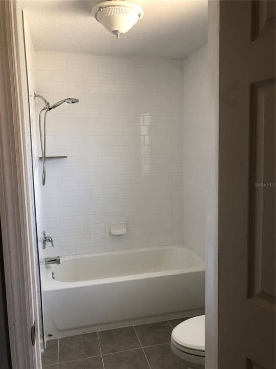 For Rent: $1,600 (1 beds, 1 baths, 573 Square Feet)
