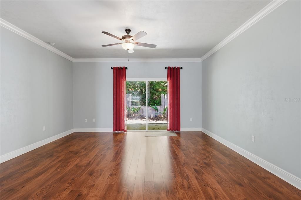 For Sale: $335,000 (3 beds, 2 baths, 1432 Square Feet)