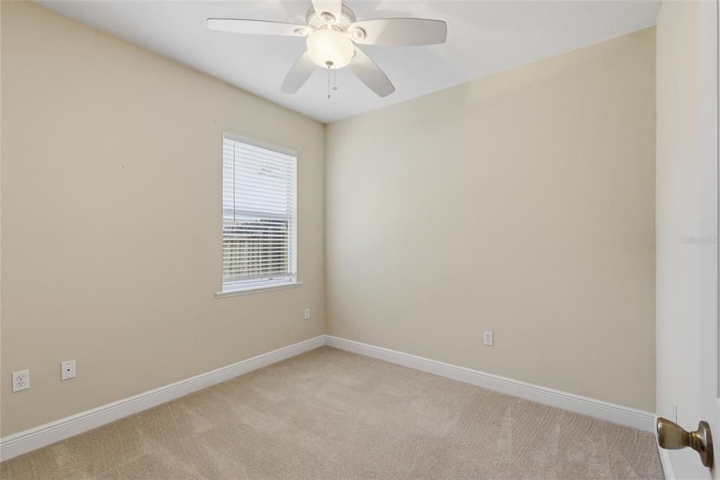 For Sale: $335,000 (3 beds, 2 baths, 1432 Square Feet)