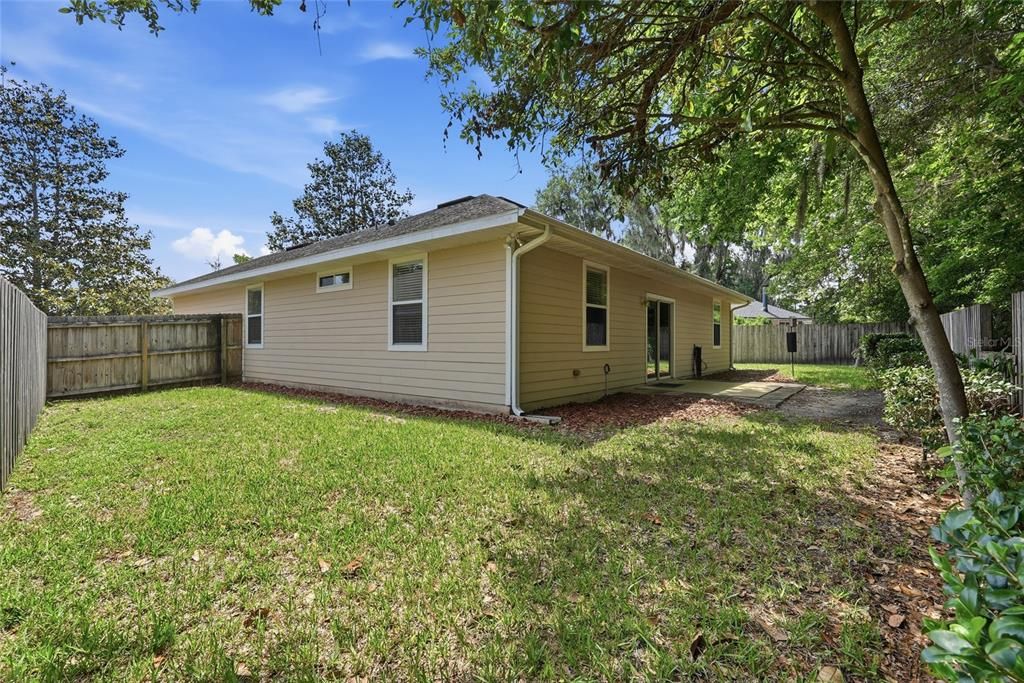 For Sale: $335,000 (3 beds, 2 baths, 1432 Square Feet)