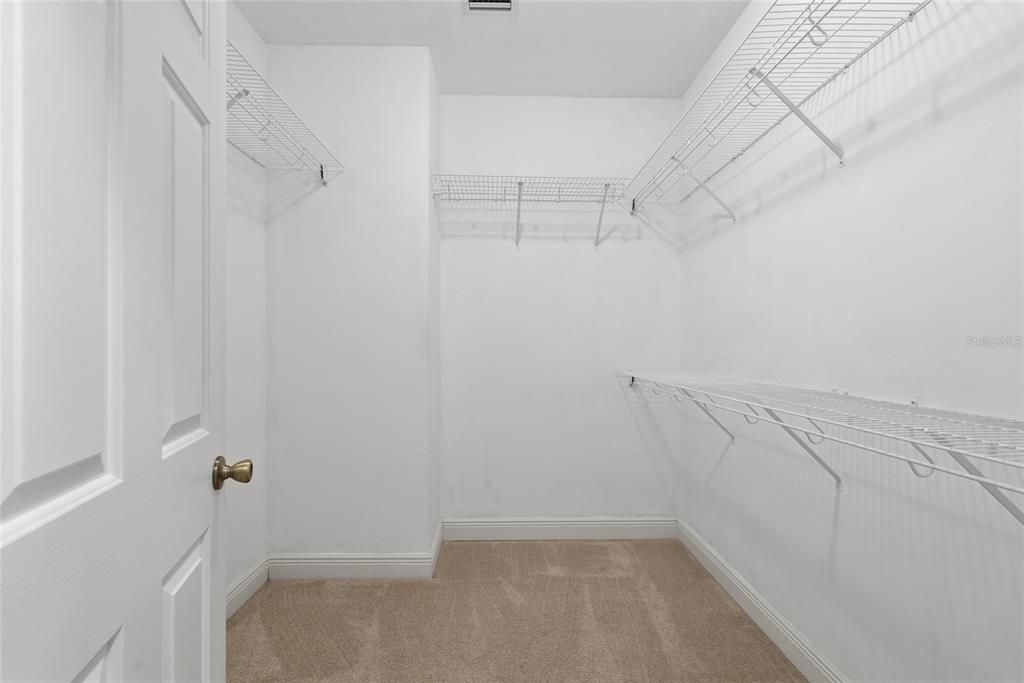 For Sale: $335,000 (3 beds, 2 baths, 1432 Square Feet)