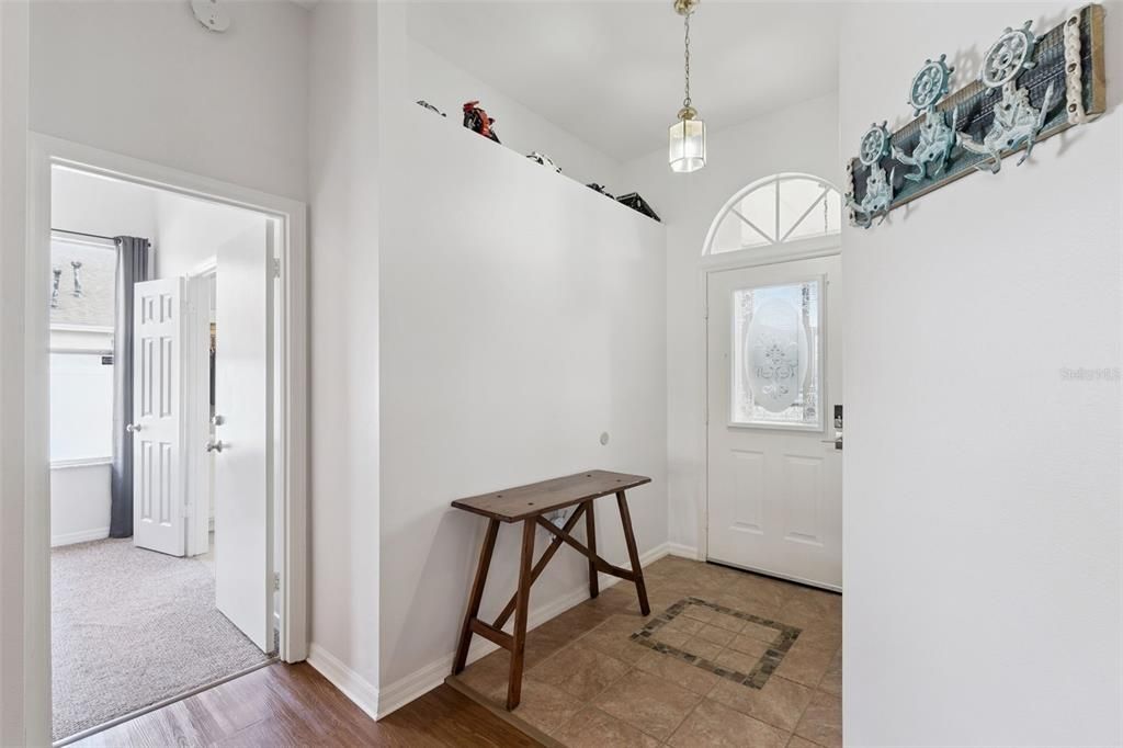 For Sale: $425,000 (3 beds, 2 baths, 1794 Square Feet)