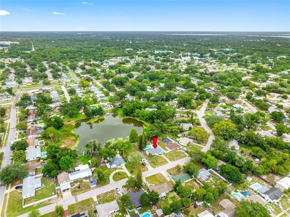 На продажу: $359,900 (2 спален, 1 ванн, 1030 Квадратных фут)
