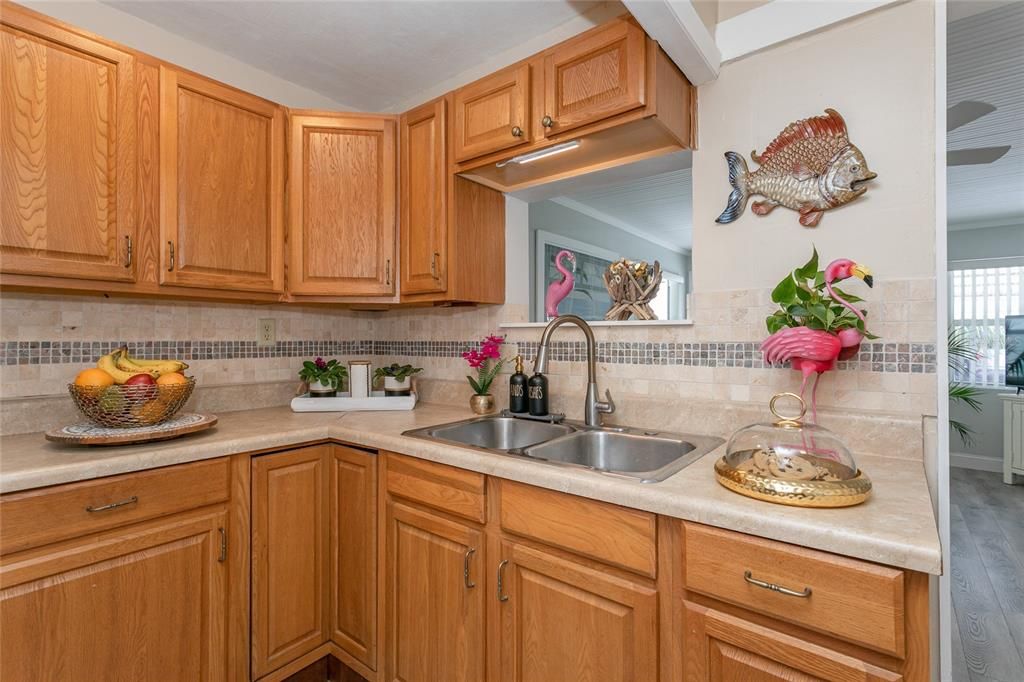En Venta: $239,900 (2 camas, 1 baños, 974 Pies cuadrados)