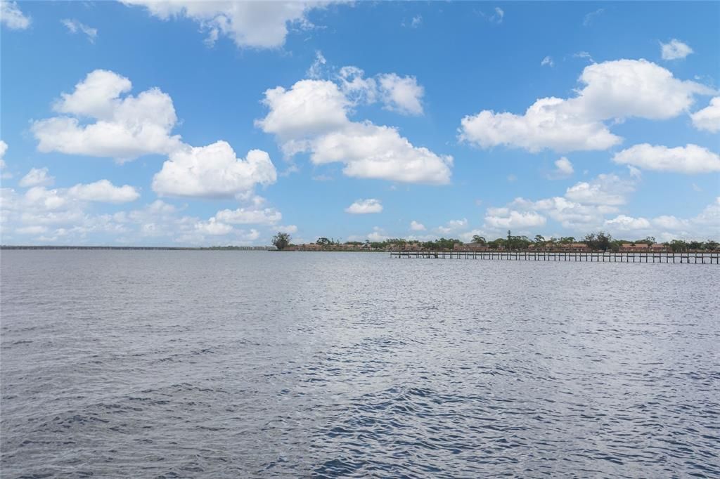En Venta: $239,900 (2 camas, 1 baños, 974 Pies cuadrados)
