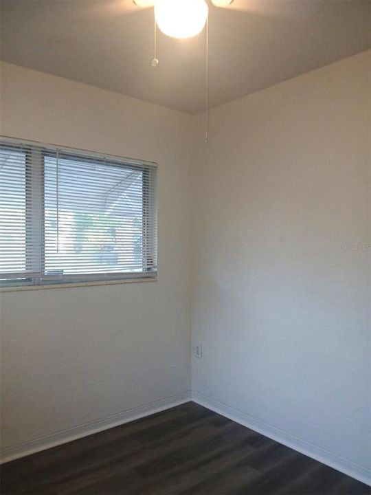 For Rent: $2,100 (3 beds, 1 baths, 1354 Square Feet)