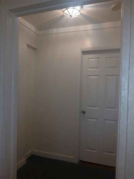 For Rent: $2,100 (3 beds, 1 baths, 1354 Square Feet)