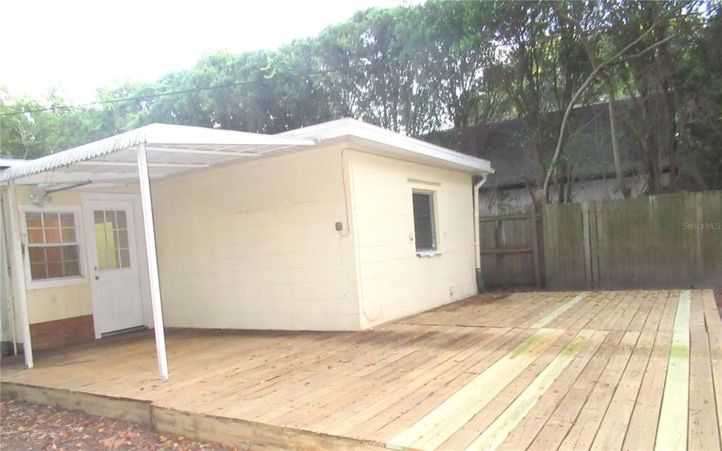 For Rent: $2,100 (3 beds, 1 baths, 1354 Square Feet)