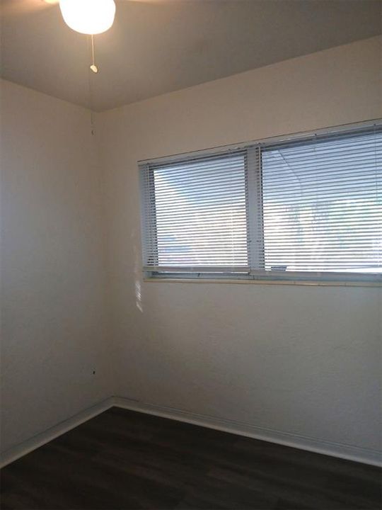 For Rent: $2,100 (3 beds, 1 baths, 1354 Square Feet)