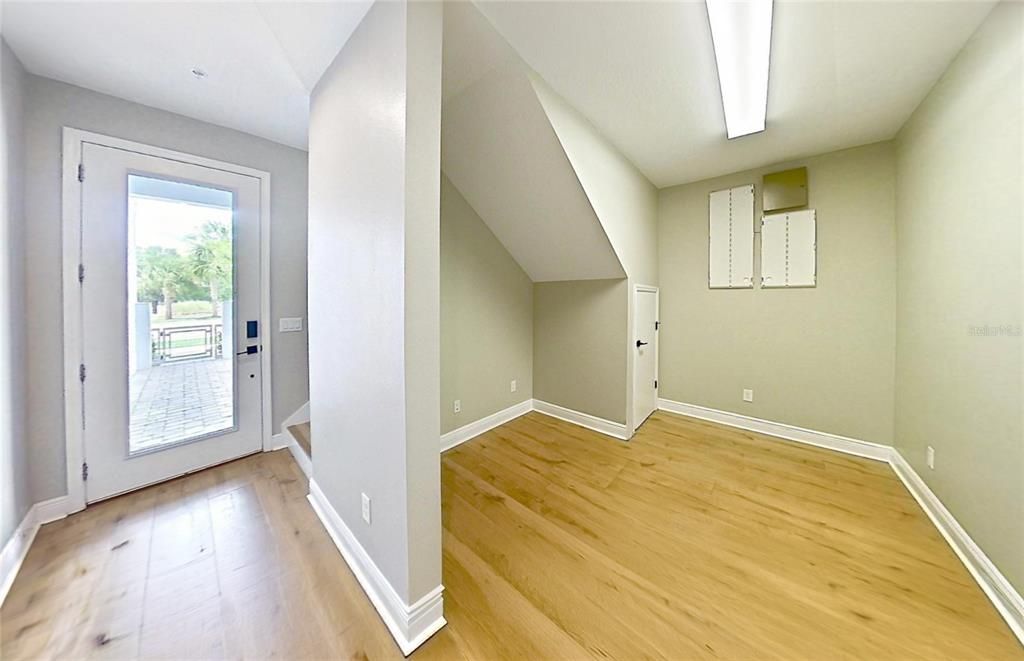 На продажу: $447,000 (2 спален, 2 ванн, 1643 Квадратных фут)