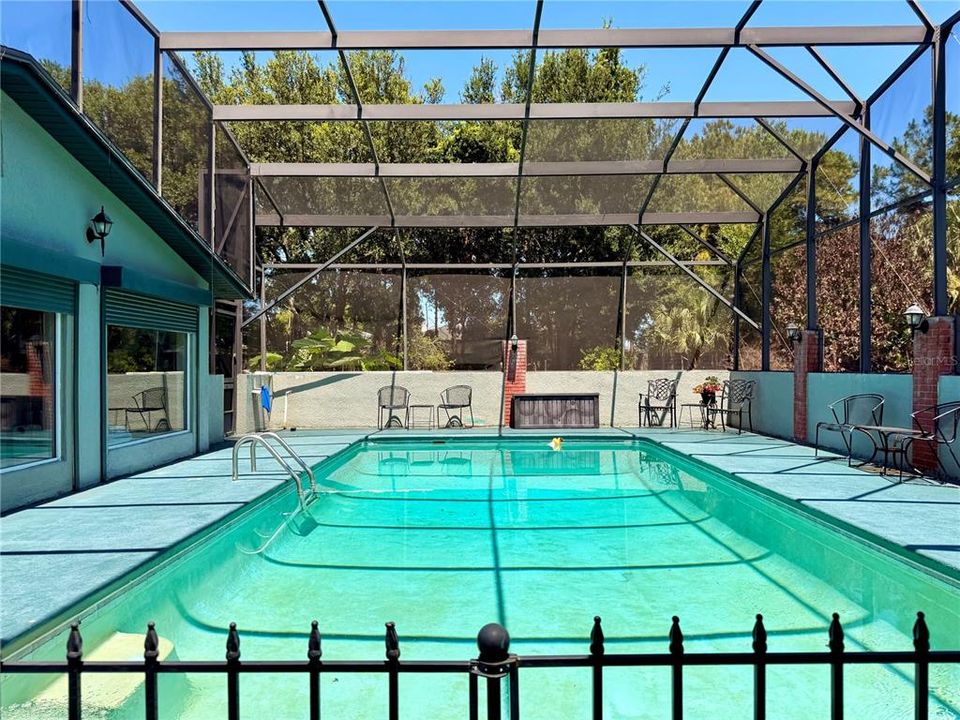 En Venta: $650,000 (4 camas, 3 baños, 3002 Pies cuadrados)