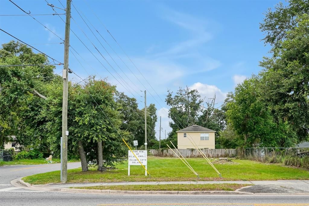 For Sale: $70,000 (0.14 acres)