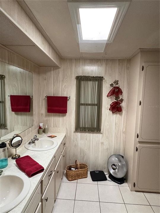 For Sale: $175,000 (2 beds, 2 baths, 1344 Square Feet)