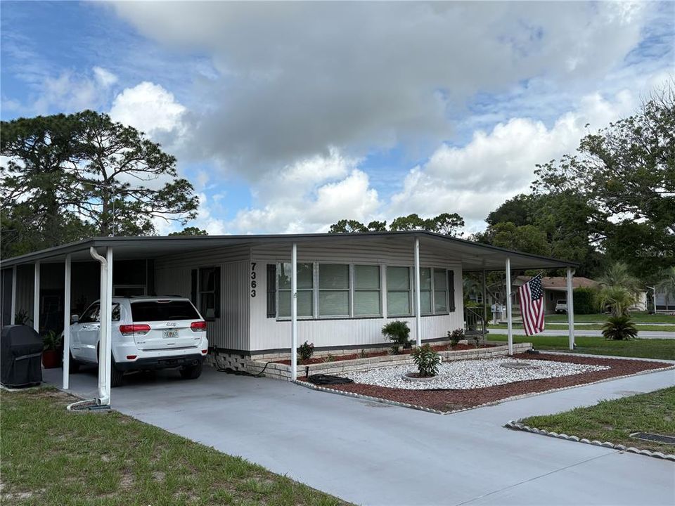 For Sale: $175,000 (2 beds, 2 baths, 1344 Square Feet)