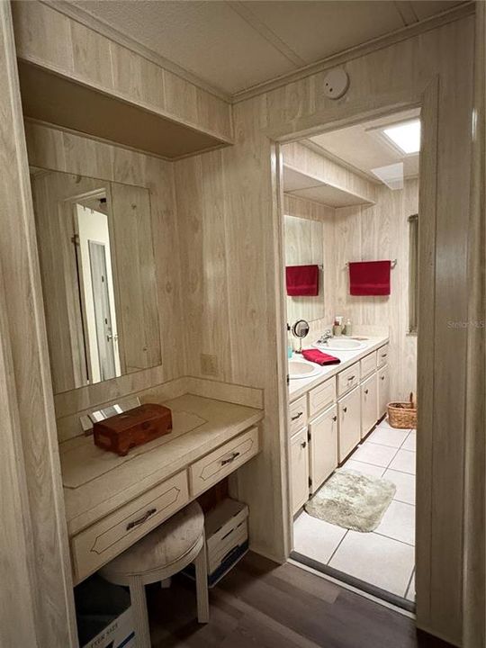 For Sale: $175,000 (2 beds, 2 baths, 1344 Square Feet)