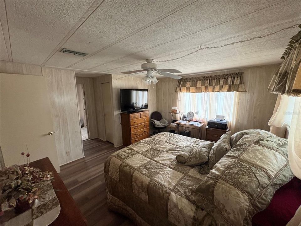For Sale: $175,000 (2 beds, 2 baths, 1344 Square Feet)